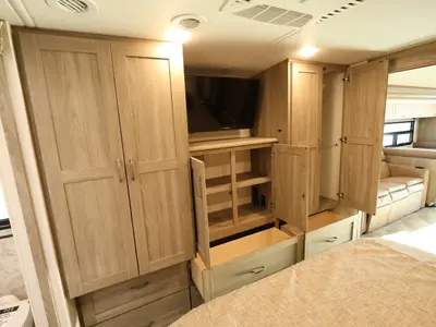 2023 Winnebago Adventurer photo 25