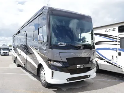 2025 Newmar Canyon Star exterior