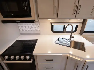 2025 Thor Motor Coach A.C.E. photo 11