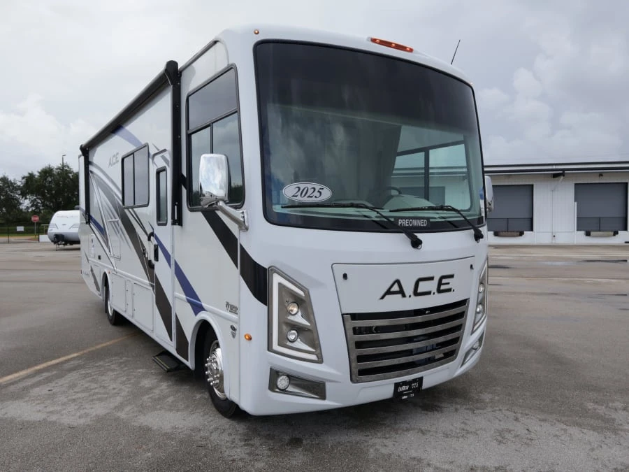 2025 Thor Motor Coach A.C.E. exterior