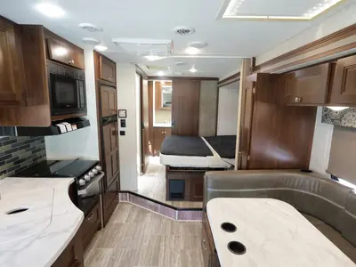 2018 Forest River Sunseeker photo 6