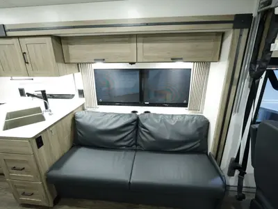 2025 Winnebago Vista photo 7