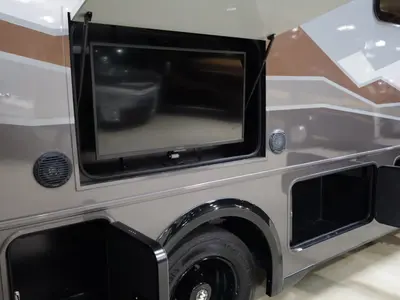2025 Winnebago Vista photo 27