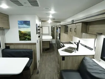 2025 Winnebago Vista photo 5