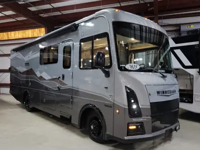 2025 Winnebago Vista exterior