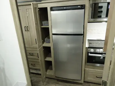 2025 Winnebago Vista photo 16