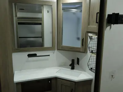 2025 Winnebago Vista photo 20