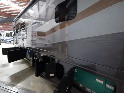 2025 Winnebago Vista photo 30