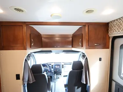 2018 Renegade Villagio photo 4