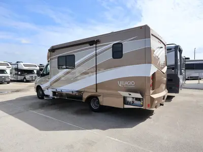 2018 Renegade Villagio photo 26