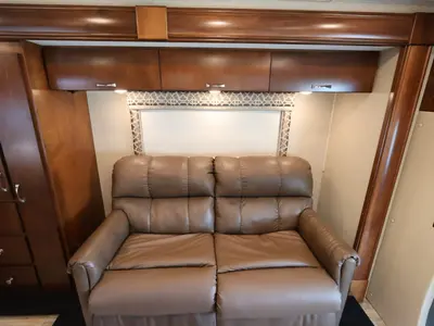 2018 Renegade Villagio photo 13