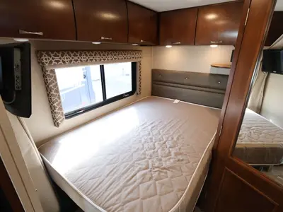 2018 Renegade Villagio photo 18