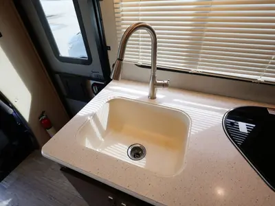 2018 Renegade Villagio photo 7