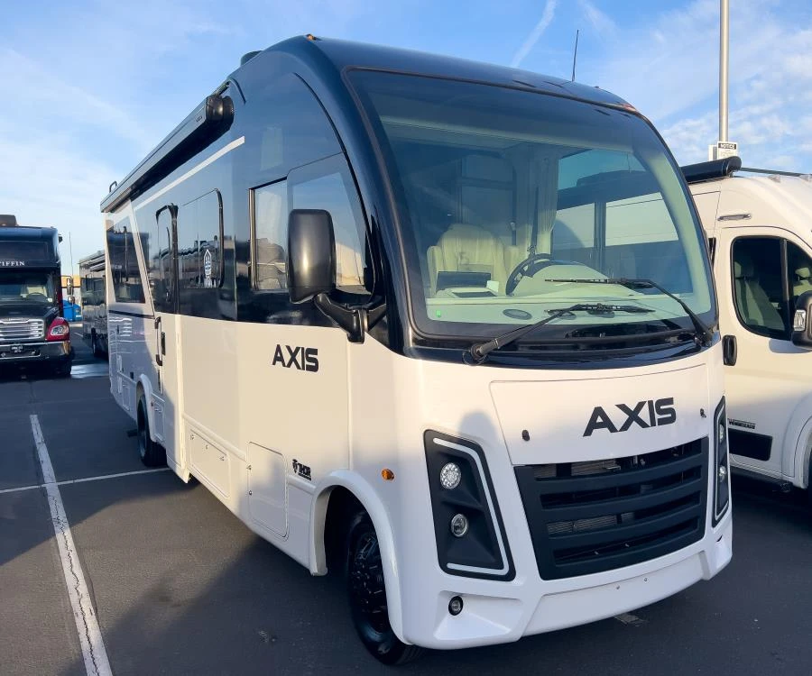 2026 Thor Motor Coach Axis exterior