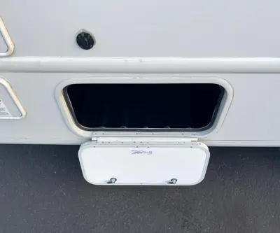 2026 Thor Motor Coach Axis photo 22