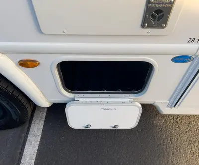 2026 Thor Motor Coach Axis photo 23