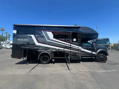 2026 Entegra Coach Accolade XT photo 27