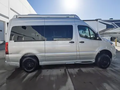 2026 Tiffin Motorhomes GT1 photo 18