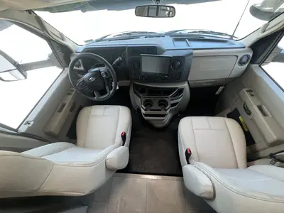 2027 Thor Motor Coach Chateau photo 2