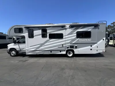 2027 Thor Motor Coach Chateau photo 21