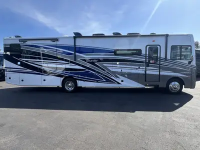 2026 Fleetwood Bounder photo 19