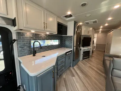 2026 Fleetwood Bounder photo 6