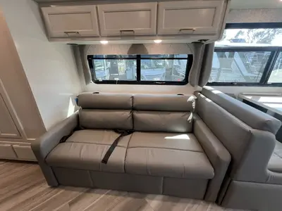 2026 Fleetwood Bounder photo 13