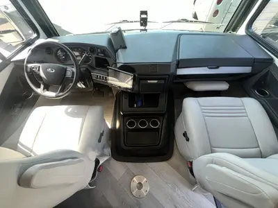 2026 Fleetwood Bounder photo 2