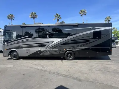 2026 Fleetwood Bounder photo 18