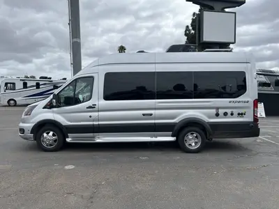 2027 Entegra Coach Expanse photo 15