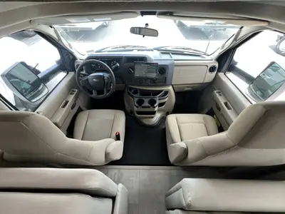 2027 Thor Motor Coach Chateau photo 2