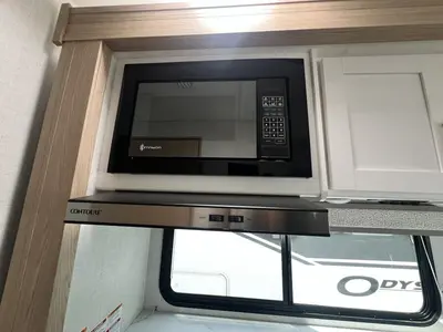 2027 Thor Motor Coach Chateau photo 12