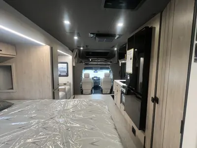 2026 Grand Design Lineage Series M photo 3