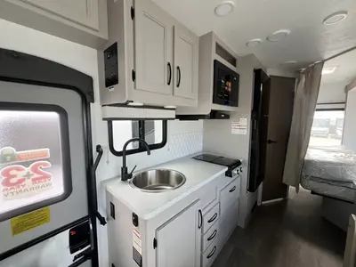 2027 Entegra Coach Odyssey SE photo 5
