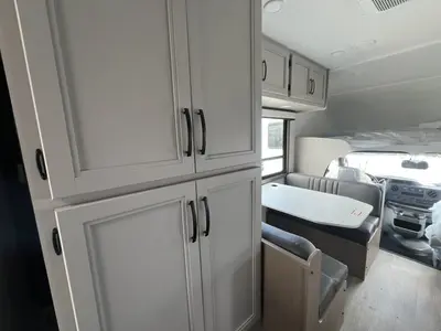 2027 Entegra Coach Odyssey SE photo 10