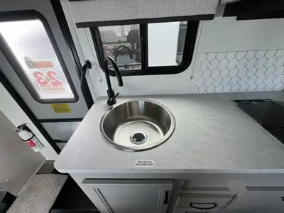 2027 Entegra Coach Odyssey SE photo 7