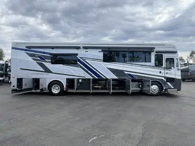 2026 Tiffin Motorhomes Allegro BUS photo 25