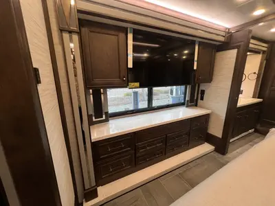 2026 Tiffin Motorhomes Allegro BUS photo 17