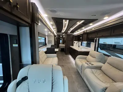 2026 Tiffin Motorhomes Allegro BUS photo 4