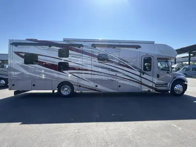 2026 Renegade Valencia photo 23