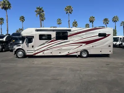 2026 Renegade Valencia photo 21