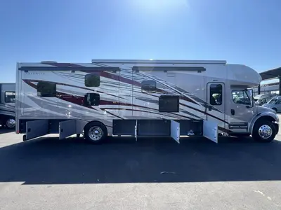 2026 Renegade Valencia photo 24