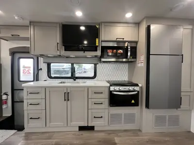 2027 Entegra Coach Odyssey photo 6