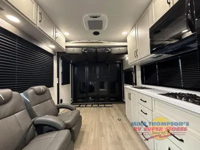 2026 Grand Design Momentum G-Class photo 17