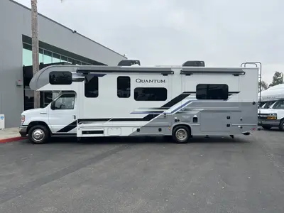 2027 Thor Motor Coach Quantum photo 20
