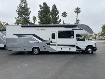 2027 Thor Motor Coach Quantum photo 22