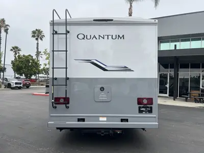 2027 Thor Motor Coach Quantum photo 24