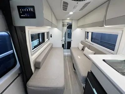 2027 Thor Motor Coach Tellaro photo 14