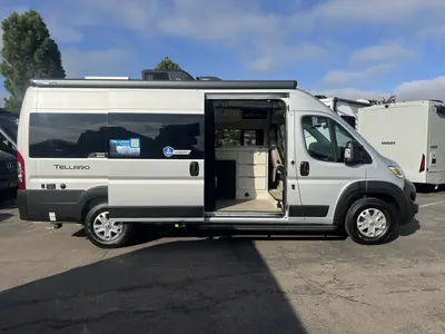 2027 Thor Motor Coach Tellaro photo 17