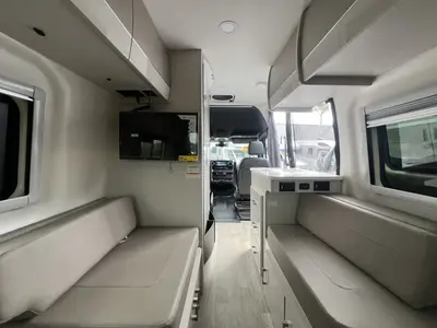 2027 Thor Motor Coach Tranquility photo 4